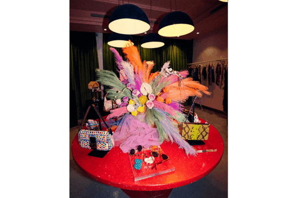M-Girl-Pause-Rewind-Pop-Up1